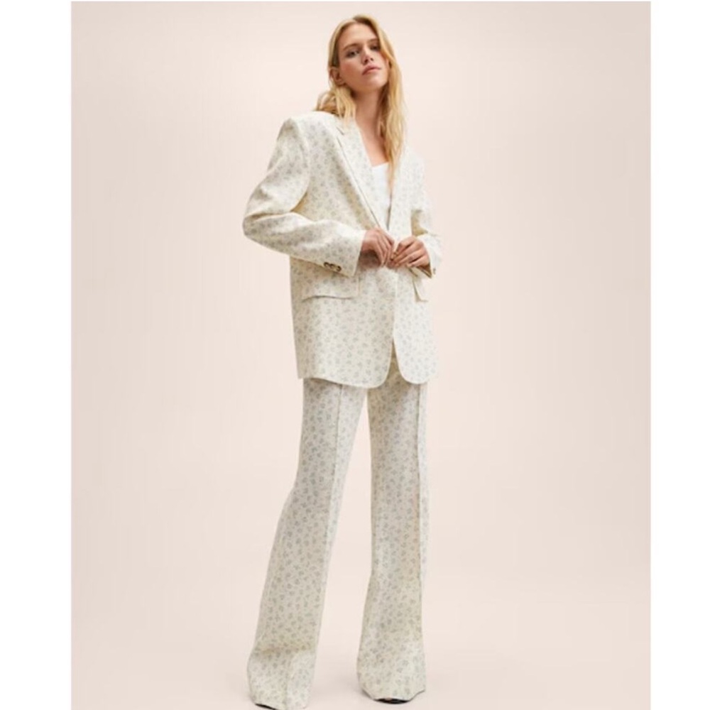 MANGO 100% Linen Oversized Blazer and Trousers Suit